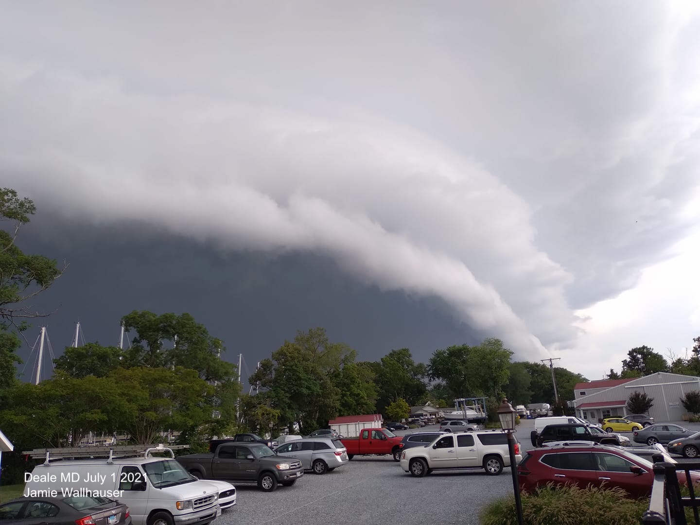 Shelf_Cloud_July_1_weather_Maryland_Deale
